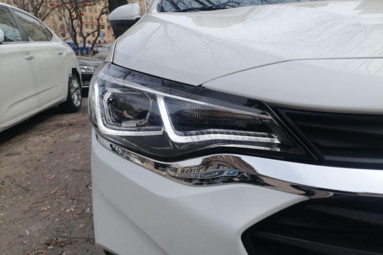 Used Chevrolet Monza 2022 320 Automatic Enjoyment Sunroof Version Right Front Headlight