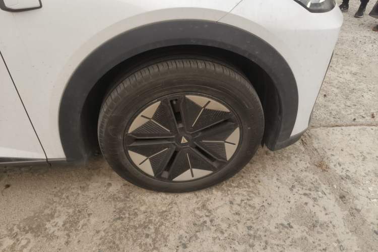 Used Deepal S07 2023 200Max Range-Extended Version