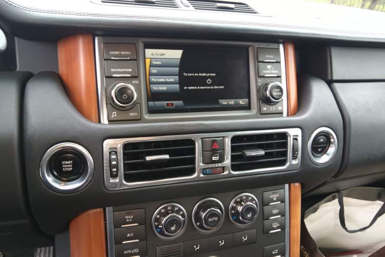 Used Land Rover Range Rover 2012 5.0 NA V8