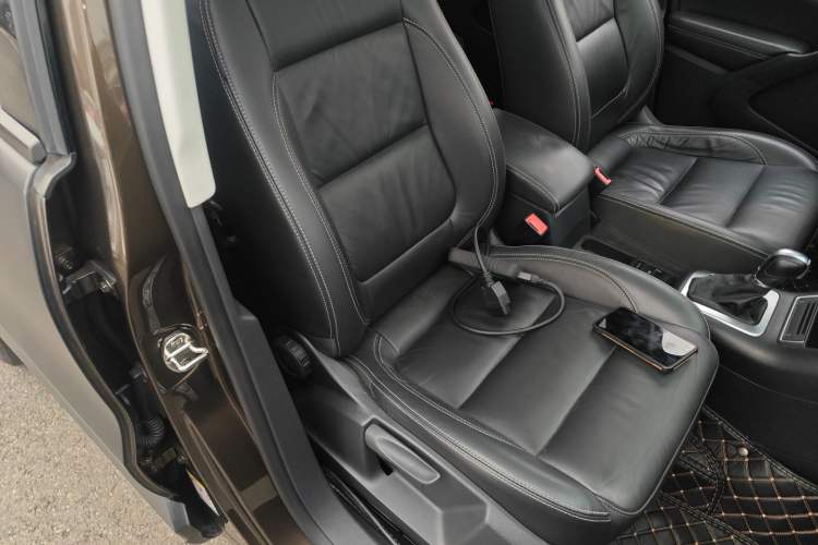 Used Volkswagen Tiguan L 2017 300TSI Automatic Two-Wheel Drive Silk Road Comfort Edition