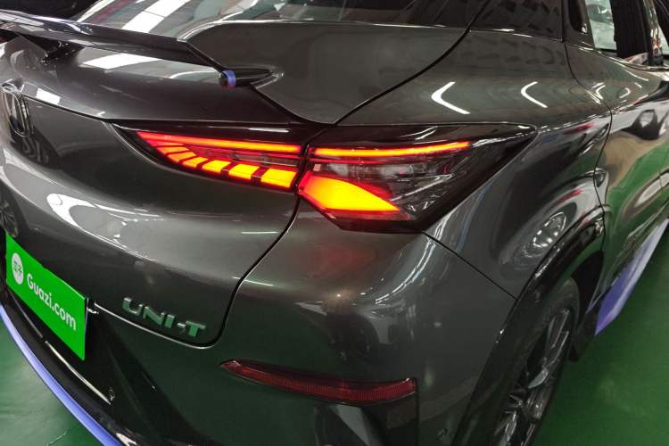 Used CHANGAN UNI-T 2023 2nd Generation 1.5T Sport Edition Flagship Version Exterior 3