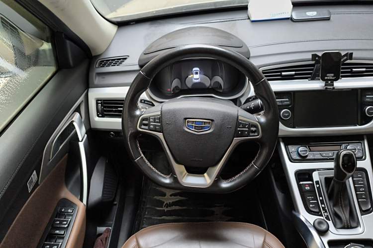 Used Geely Auto Emgrand X7 Sport 2016 1.8TD Automatic ZhiZun Version
