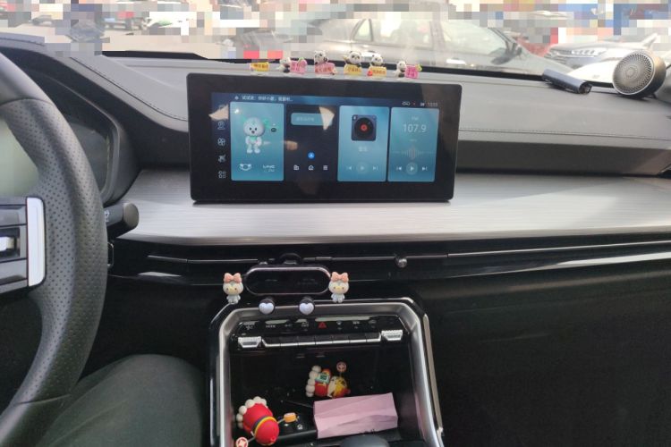 Used Wuling Asta 2022 2.0L DHT Electric-Speed Version Audio And AC Panel