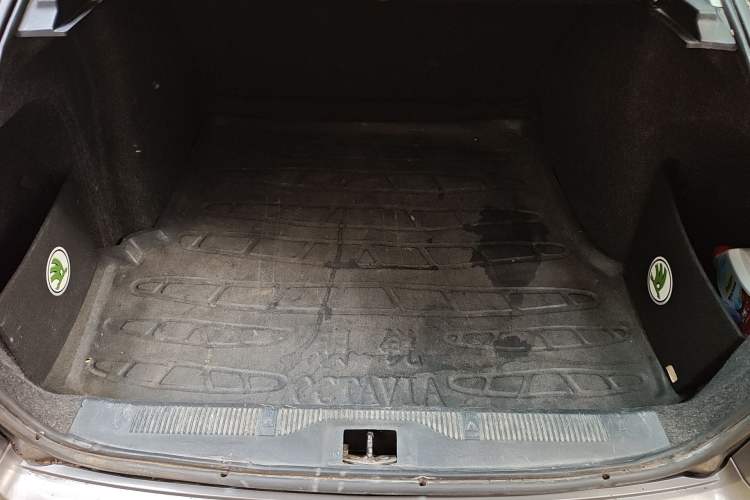 Used Skoda Octavia 2013 1.6L Automatic Yijie Edition
