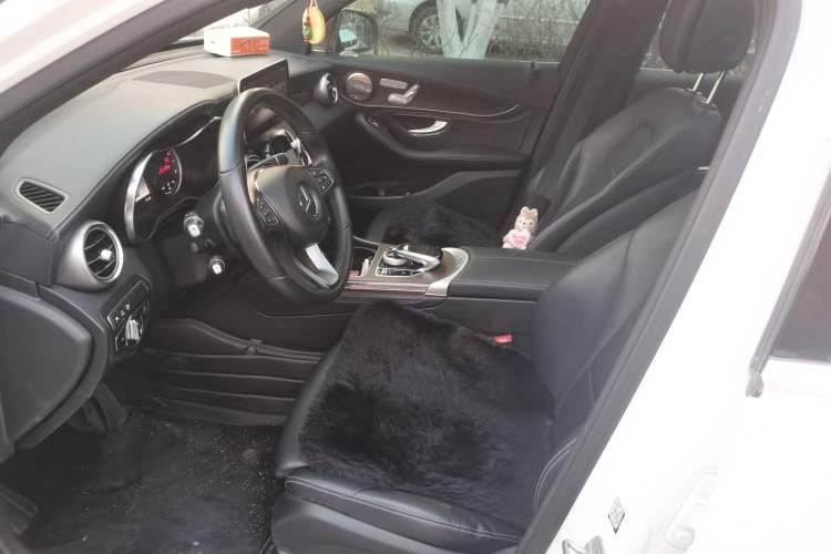 Used Mercedes-Benz GLC 2019 GLC 300 L 4MATIC Dynamic Model