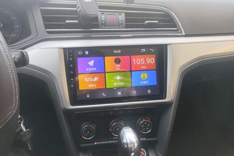 Used Volkswagen Lamando 2019 230TSI DSG Vision Edition China VI Standard Audio And AC Panel