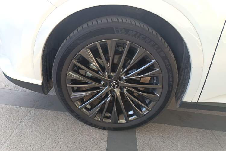 Used Lexus RX 2023 350h Four-Wheel Drive Enjoyment Version