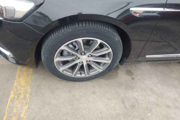 Used Buick LaCrosse 2022 652T Luxury Version Exterior 4