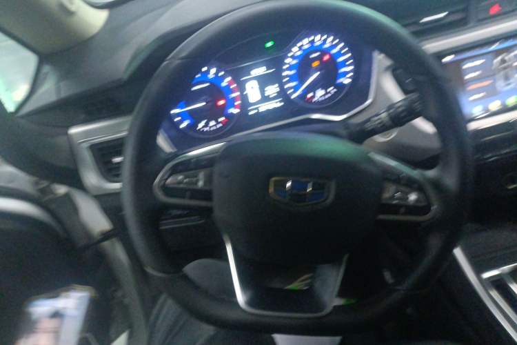 Used Geely Auto Vision X3 2019 Upgraded Model 1.5L Manual Elite Version Steering Wheel