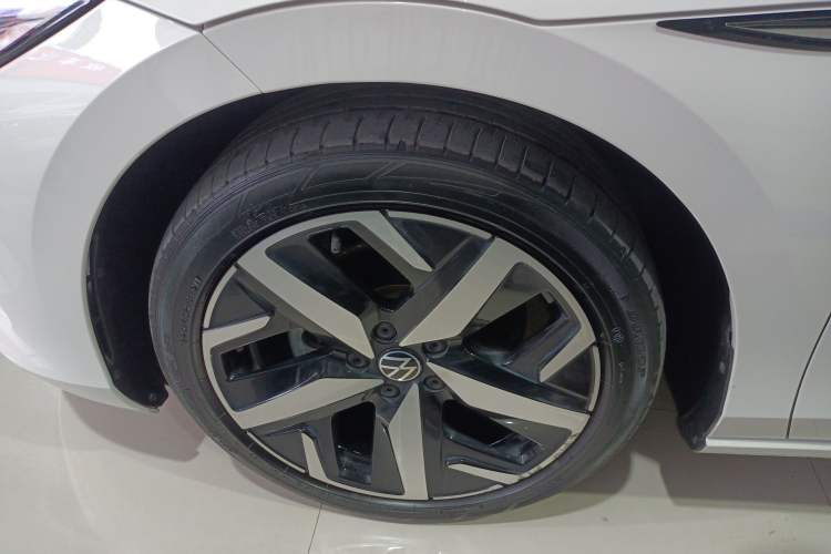 Used Volkswagen Lamando 2023 Lavida L 280TSI DSG Cool & Spicy Edition