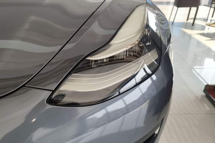 Used Tesla Model 3 2019 Standard Range Rear-Drive Upgraded Version
