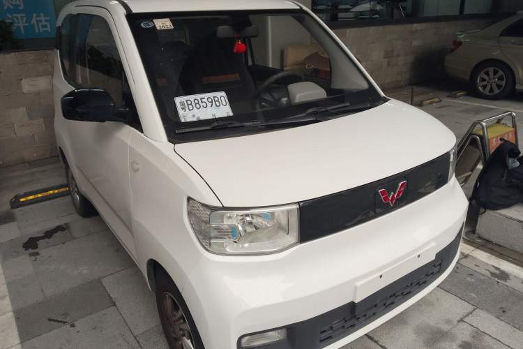 Used Wuling Hongguang MINIEV 2021 Macaron Fashion Model Lithium Iron Phosphate Exterior 1