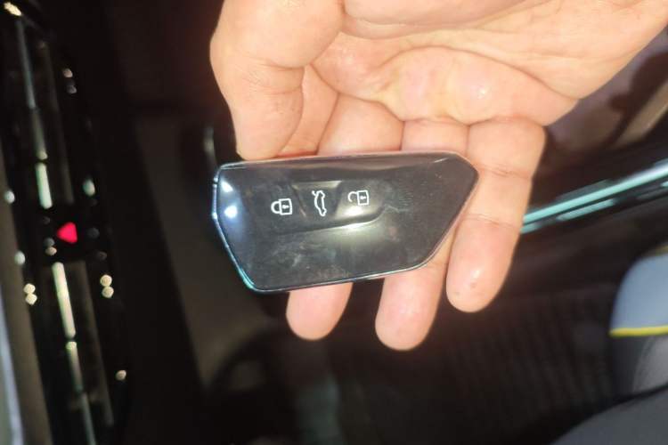 Used Volkswagen ID.4 X 2025 Smart Edition Outstanding Model Vehicle Key