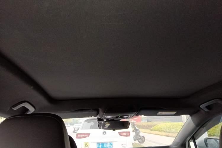 Used Volkswagen ID.4 X 2023 Pure Smart Edition Headliner