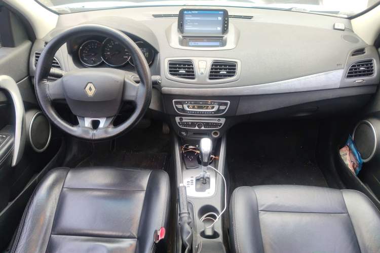 Used Renault Fluence 2011 2.0L Fashion Edition

