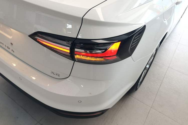 Used Volkswagen Lavida 2025 New Sharp 1.5L Outstanding New Edition
