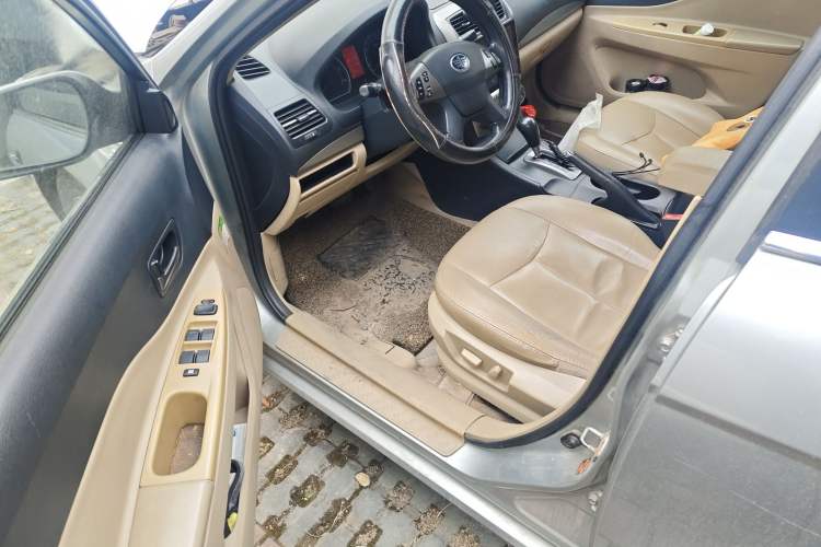 Used Bestune B50 2012 1.6L automatic 3G version
