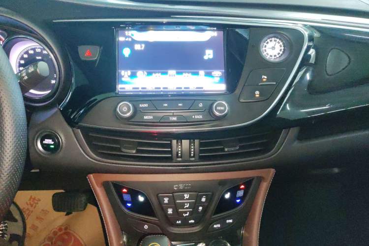 Used Buick Envision 2018 28T Four-Wheel Drive Elite Version