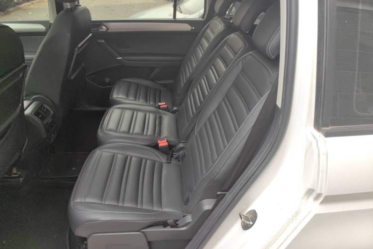 Used Volkswagen Touran 2021 Touran L 280TSI DSG Comfort Edition 7 Seats Left Rear Seat