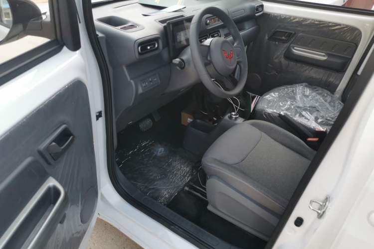 Used Wuling Zhiguang New Energy 2025 Standard Model