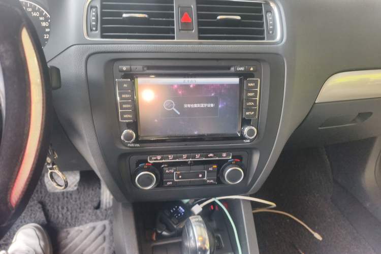 Used Volkswagen Sagitar 2012 1.4TSI Automatic Luxury Edition
