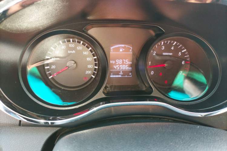 Used Jinbei 750 2015 1.5L Luxury Model
