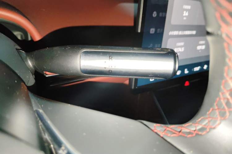 Used Hima Luxeed S7 2025 855 km Max
