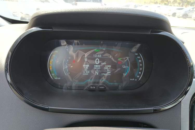 Used Chery QQ Little Ant 2022 Sweet Pink Edition Full-Sugar Version 3-Cell Lithium 30kW 301km
