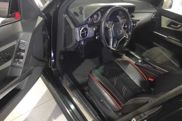 Used Mercedes-Benz GLK-Class 2014 GLK 200 Standard Model
