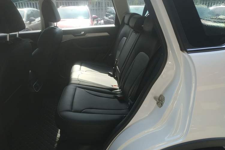 Used Haval H6 2018 Red-Label Sport Edition 1.5T Automatic Two-Wheel Drive Elite Model Left Rear Seat