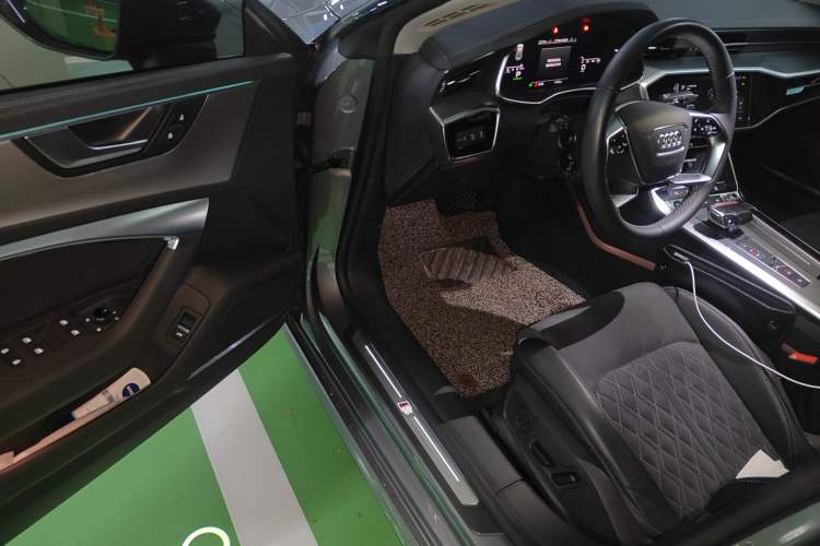 Used Audi A7L 2022 45 TFSI quattro S-line Visionary Crystal Package
