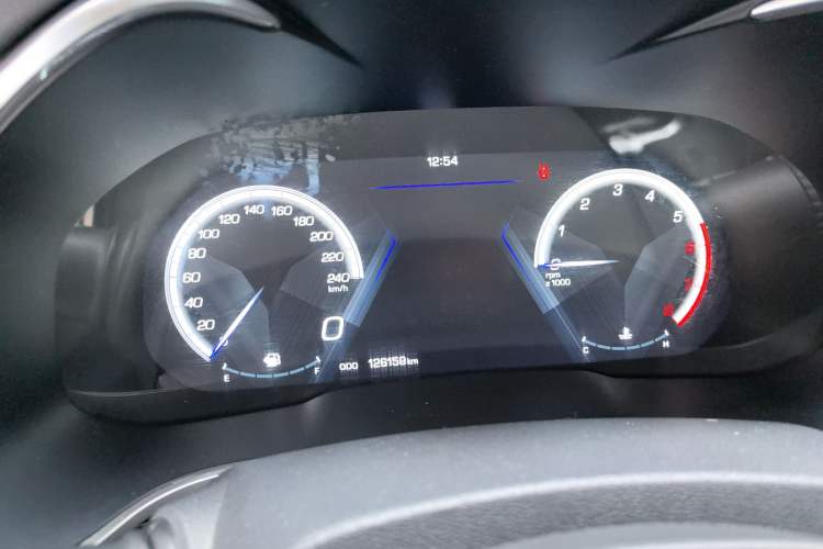 Used Wey VV6 2018 2.0T Two-Wheel-Drive Ultra-Luxury Version China V Standard