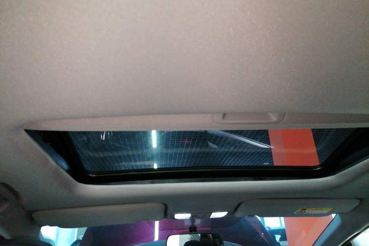 Used Honda Jade 2017 1.8L automatic Comfort version 5 seats