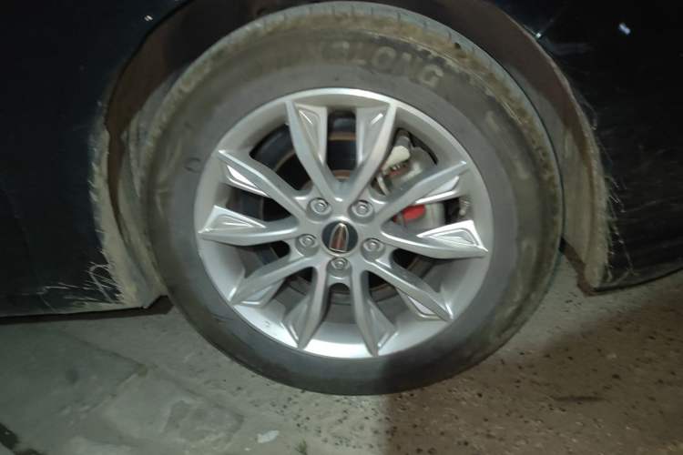 Used Hongqi H5 2019 30TD Dynamic Edition Right Front Wheel Hub