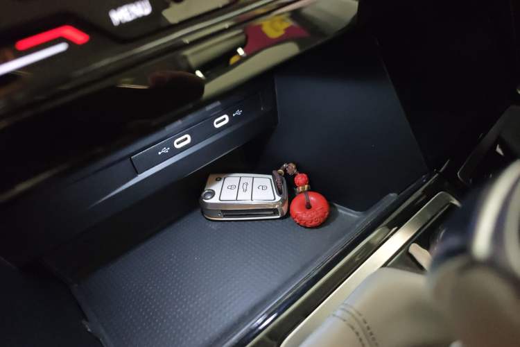 Used Volkswagen Tayron 2023 330TSI Two-Wheel-Drive Luxury Plus Advanced Version