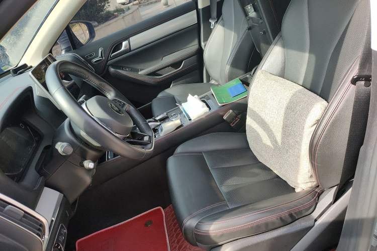 Used BYD Tang New Energy 2018 DM 2.0T All-Wheel Drive Smart Connectivity Luxury Model 7 Seats China V Emission Standard