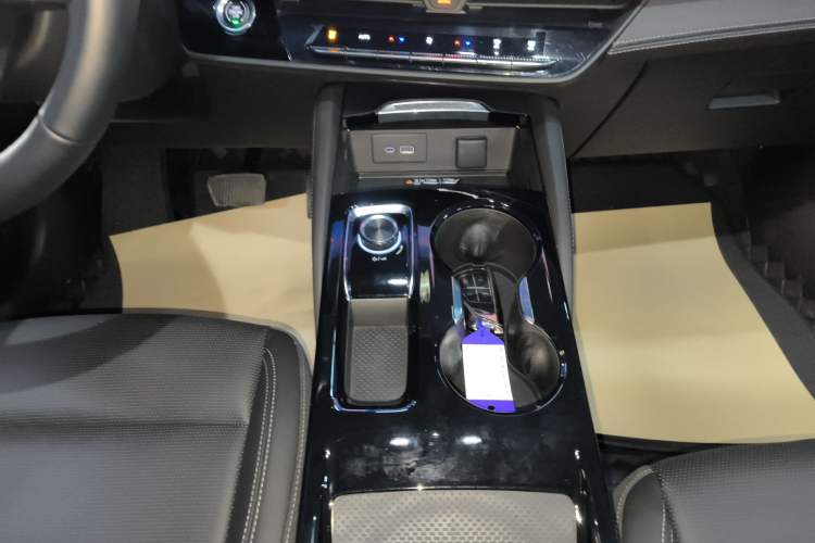 Used Buick Envision 2025 25T Entry-Grade Platinum Edition
