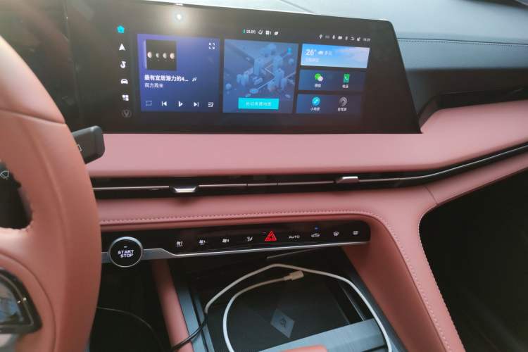 Used CHANGAN CS75 PLUS 2023 3rd Generation 1.5T Automatic Prestige Model Audio And AC Panel