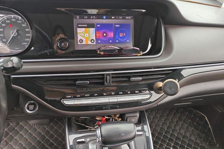 Used GAC Trumpchi M6 2019 270T DCT Luxury Edition (7-seater) China VI
