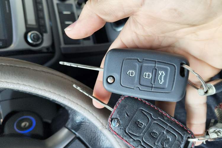 Used Geely Auto Classic Emgrand 2012 Sedan 1.8L Manual Luxury Model