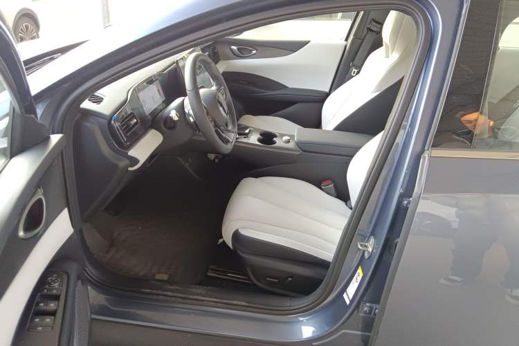 Used BYD Seal 06 New Energy 2025 EV 545KM Flagship Edition