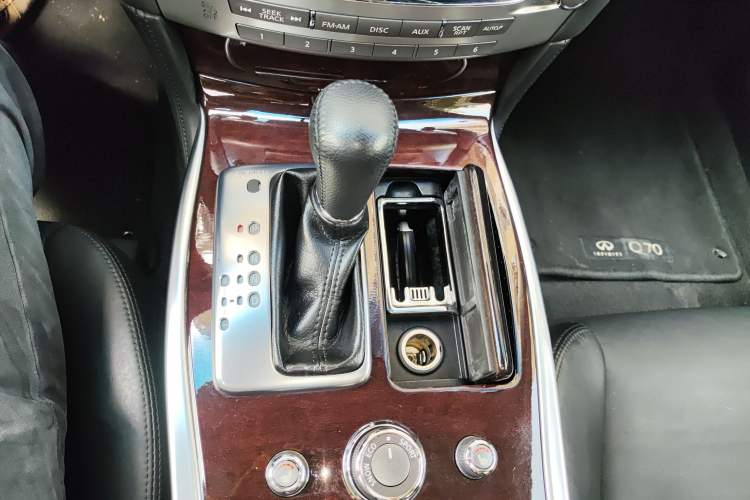 Used Infiniti Q70 2015 Q70L 2.5L Enjoyment Edition