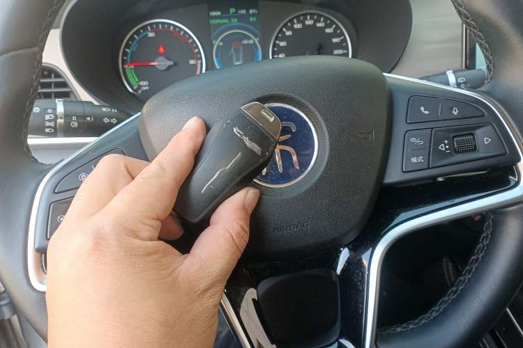 Used BYD Song MAX New Energy 2022 DM-i 105KM Flagship Model
