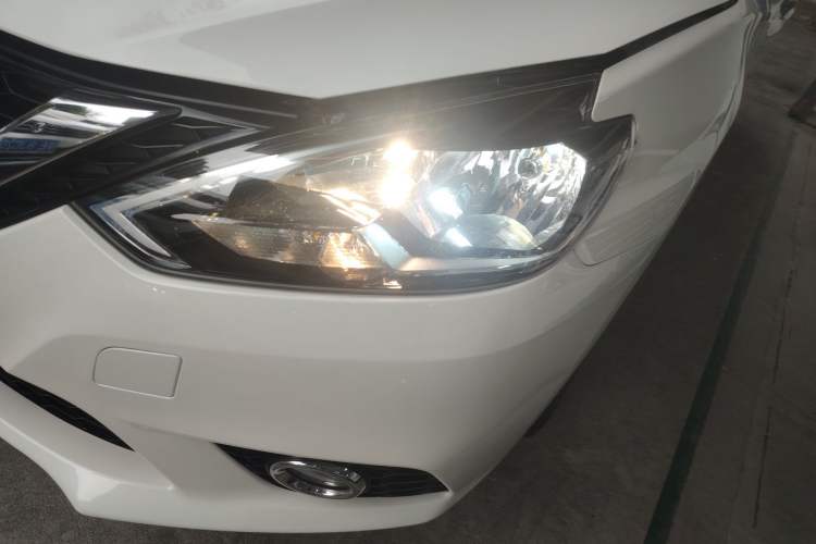 Used Nissan Sylphy 2022 Classic 1.6XL CVT Luxury Edition Left Front Headlight