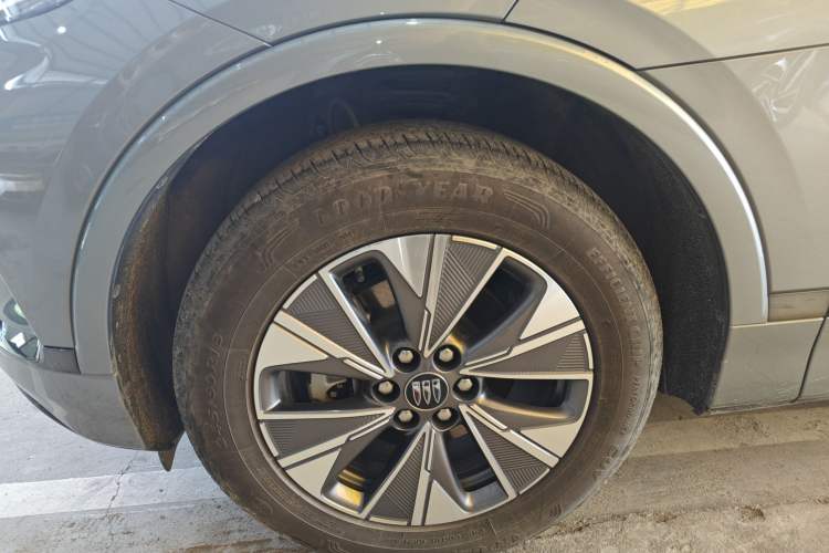 Used Buick E5 2023 Pioneer Edition
