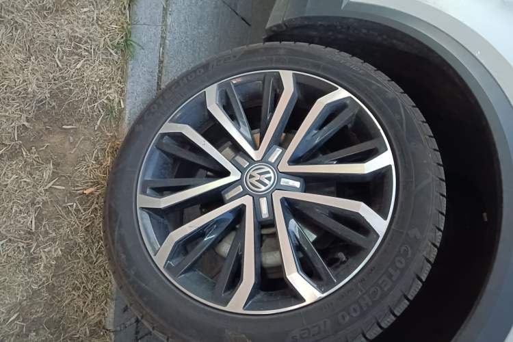 Used Volkswagen T-ROC 2019 280TSI DSG Two-Wheel Drive Comfort Version China VI Standard