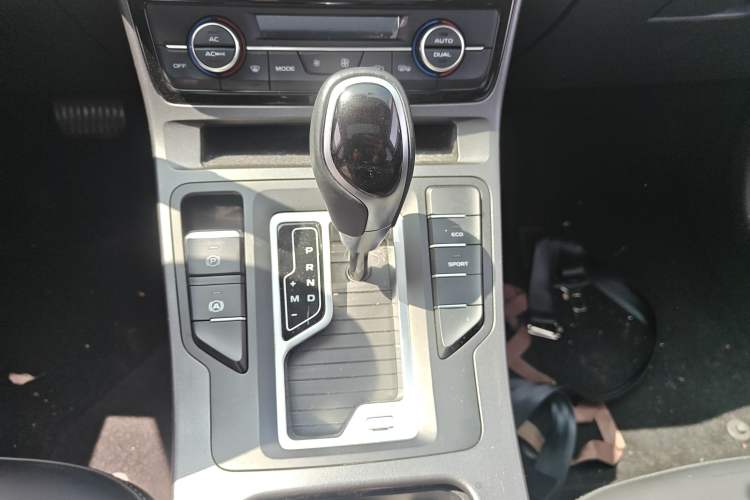 Used Geely Auto Emgrand GL 2021 UP 1.4T CVT Leading Edition
