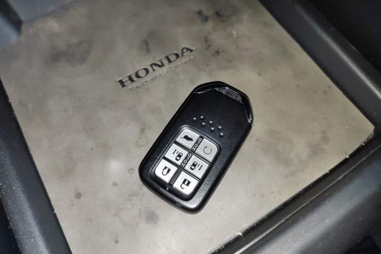 Used Honda Elysion 2022 2.0L eHEV Luxury First Edition