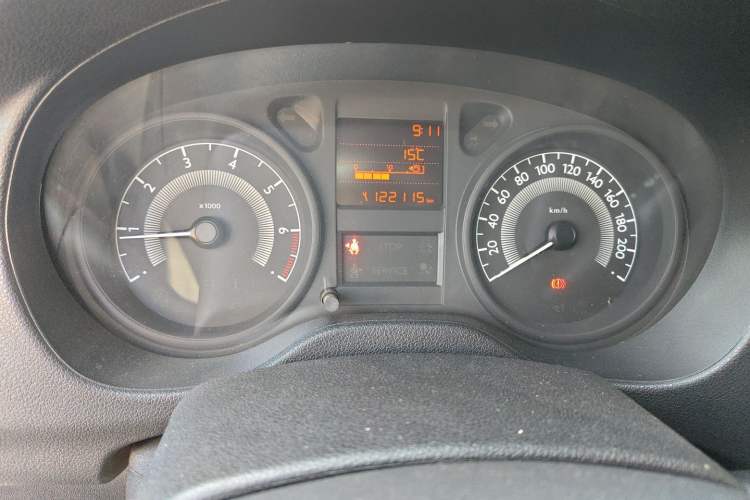 Used Peugeot 301 2014 1.6L Manual Comfort Edition