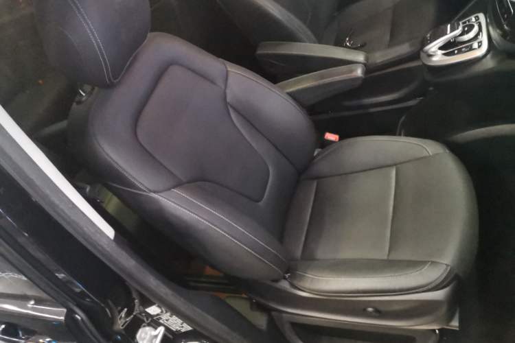 Used Mercedes-Benz V-Class 2018 V 260 Avantgarde Edition China V
